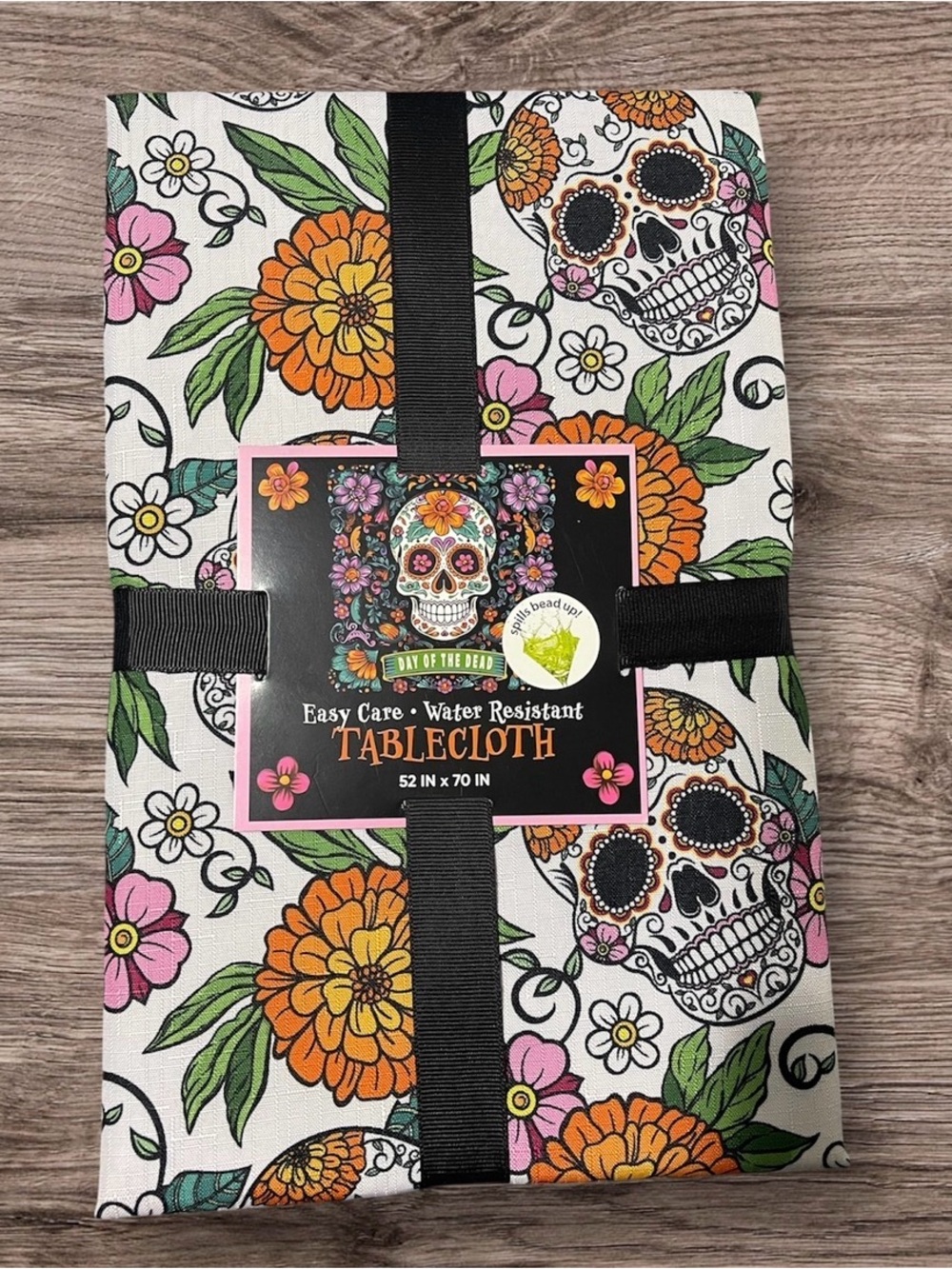 Day of the Dead Floral Sugar Skull Tablecloth - White with Orange & Pink